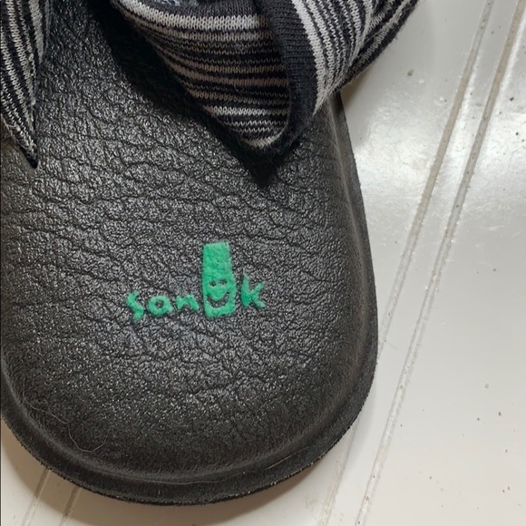 Sanuk Black White Striped  Yoga May Sandal -Sz 9. FFT0524C - Picture 3 of 5